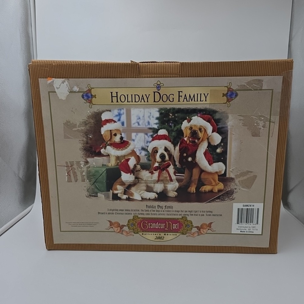 2002 Grandeur Noel Holiday Dog Family Collector's Edition Christmas